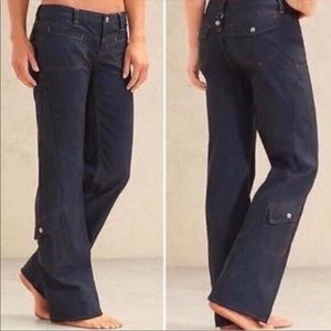 ATHLETA Dipper Low Rise Stretch Bootcut Nylon Cargo Hiking Pants Gray, Size 4